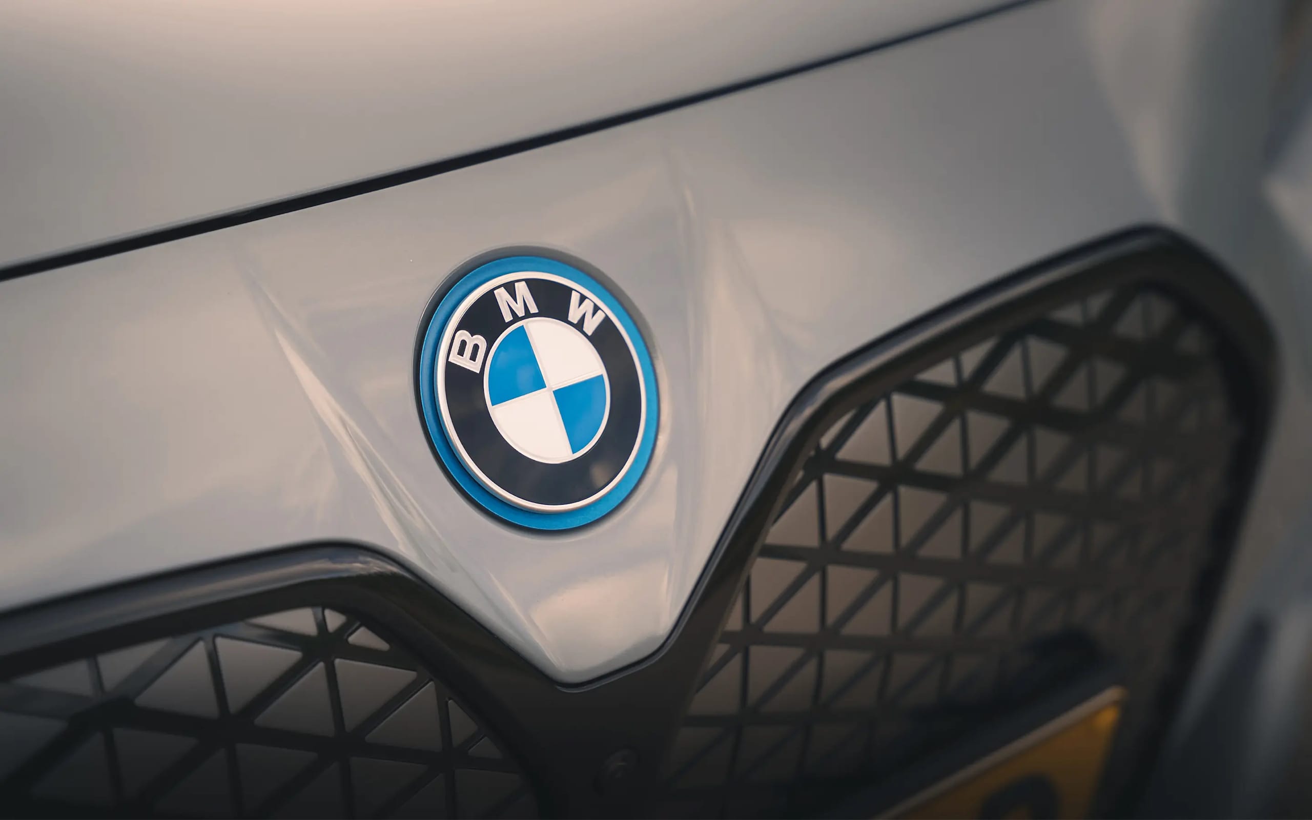 bmw i4 exterieur performance