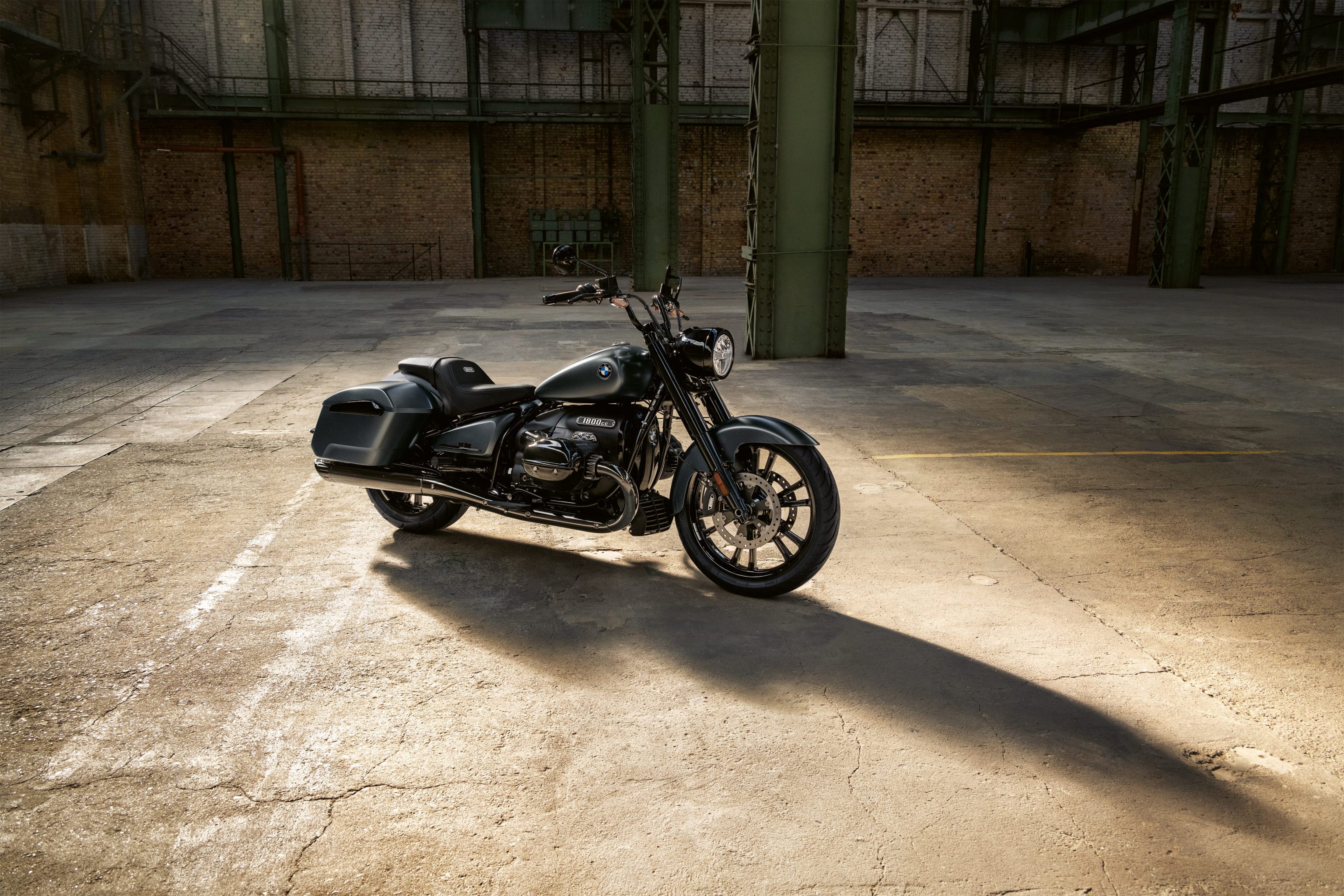 bmw r 18 roctane 05