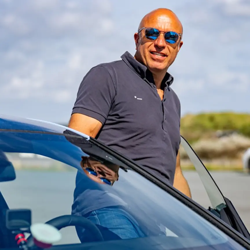 TOM CORONEL