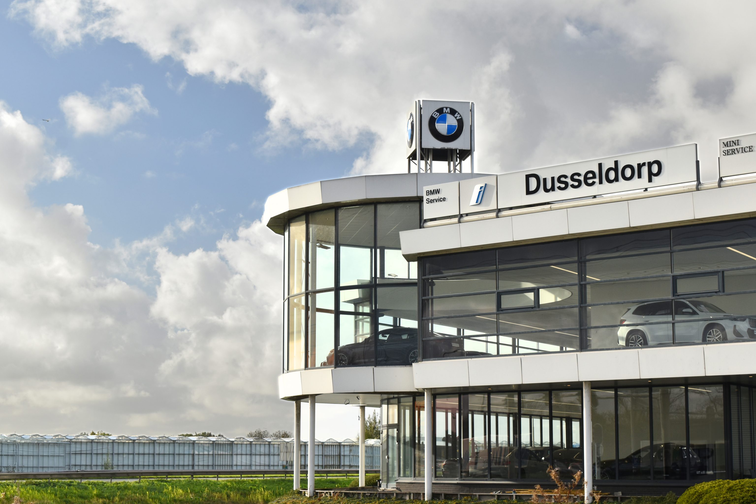 Dusseldorp Vestiging in Wateringen van BMW & MINI