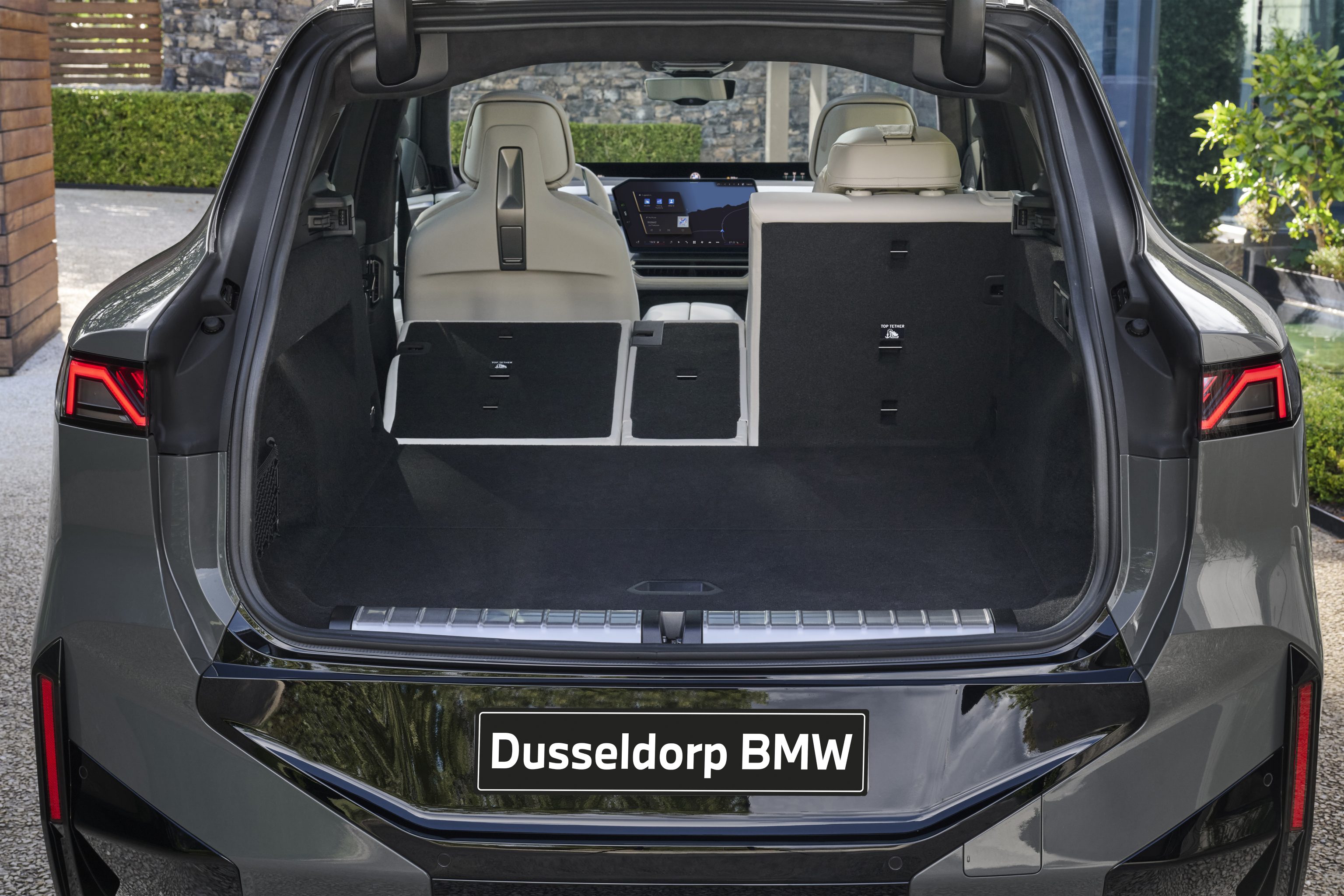 Achterbakt van de nieuwe BMW X5 Neue klasse M